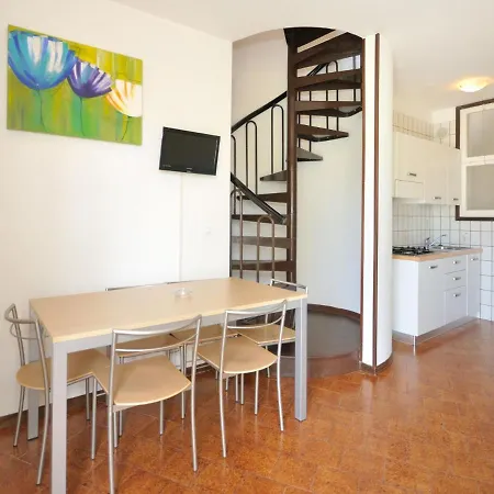 Villaggio Tivoli-2 By Interhome